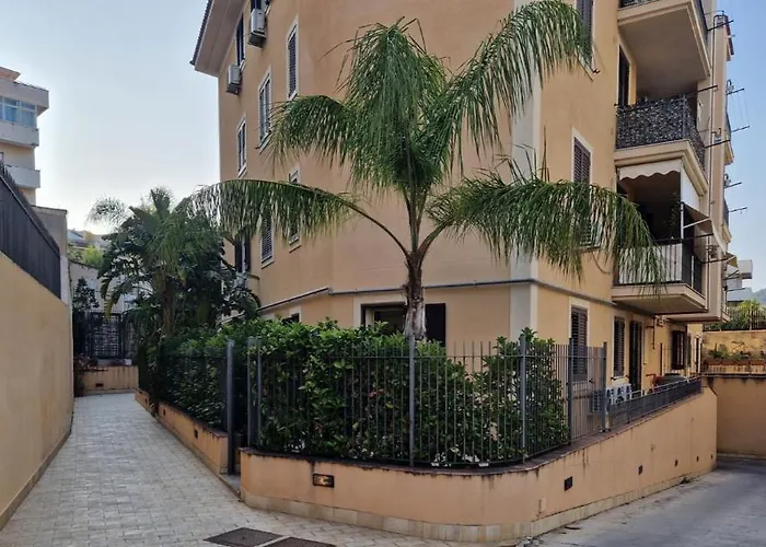 Sicily's Garden Appartement